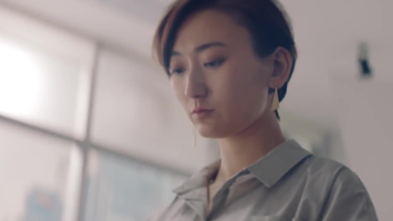 Microsoft Surface创意广告片 《我耀我的》
